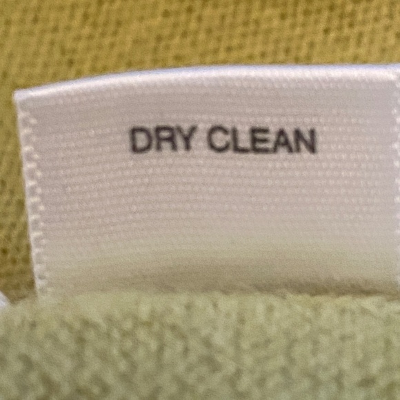 Ann Taylor 100% Cashmere V-neck Sweater Lime Green color Size Medium - Picture 12 of 13